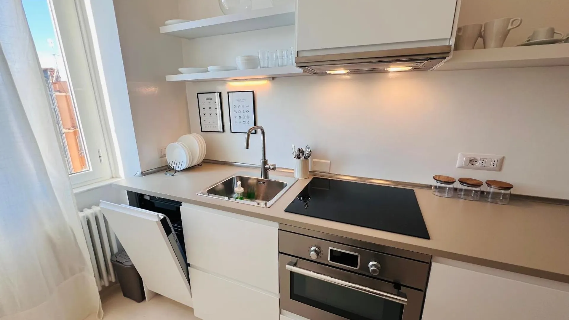 Clarus Apartment In Rome