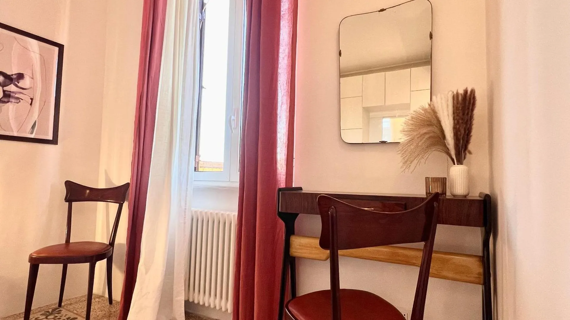 Clarus Apartment In Rome 0*,  Italië